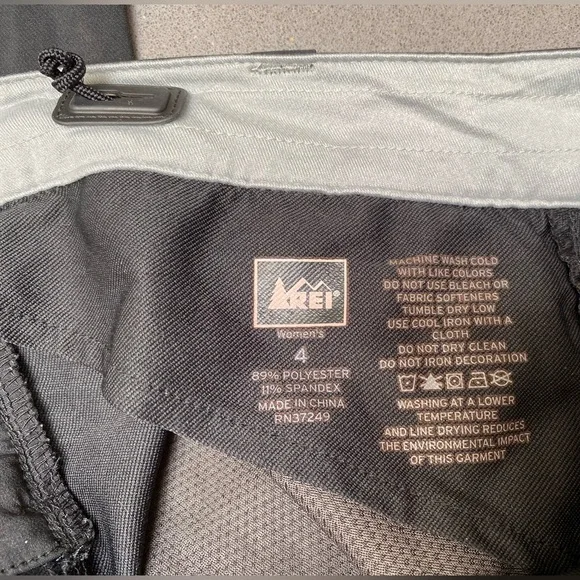 REI Women's Hiking pant Size 4 - Picture 6 of 8